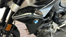 BMW F900 R